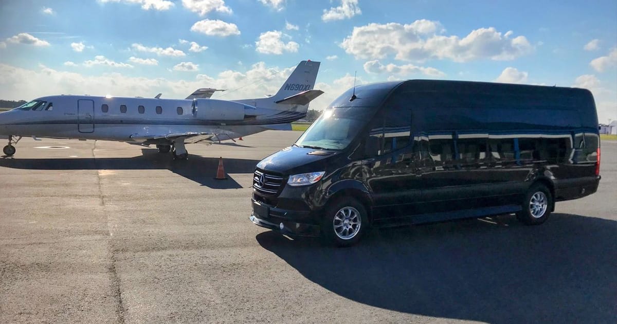 Why Choose ULT Limo Service for Airport Transportation